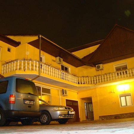 Pensiunea Alexander Arad Esterno foto